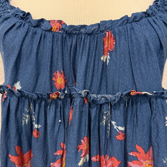 FREE PEOPLE Bali Wild Daisy Slip /
Stellar Combo size Medium - Picture 10 of 14